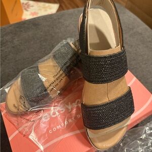 Easy Street Women's Sandals in Black and Tan